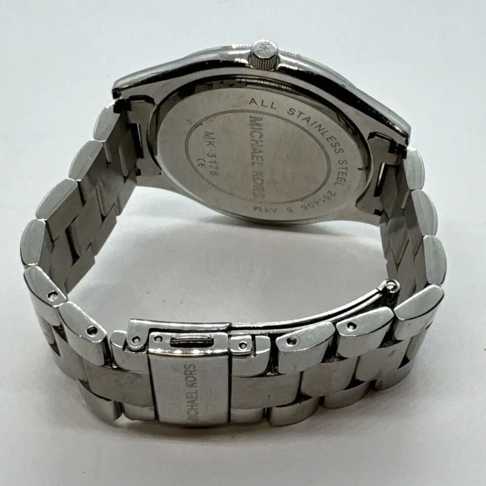 Michael Kors Slim Runway MK3178 Women's Silver Analog Dial Quartz Watch JNA609